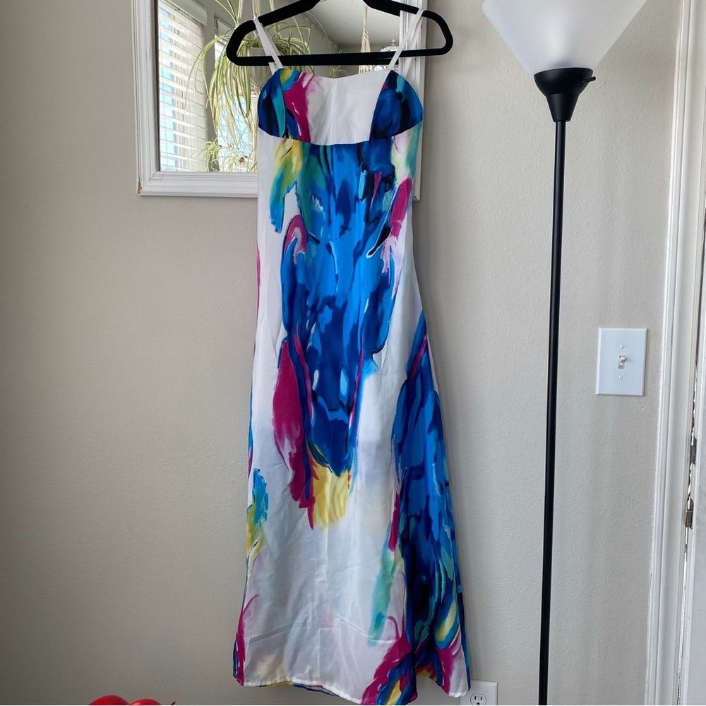 Beautiful Watercolor Dress – Size Small